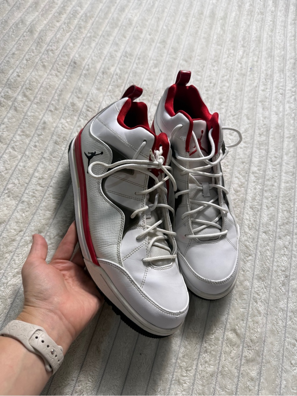 Jordan Men's Low Top Lace-Up Athletic Sneakers White Red Black Gray US 12
